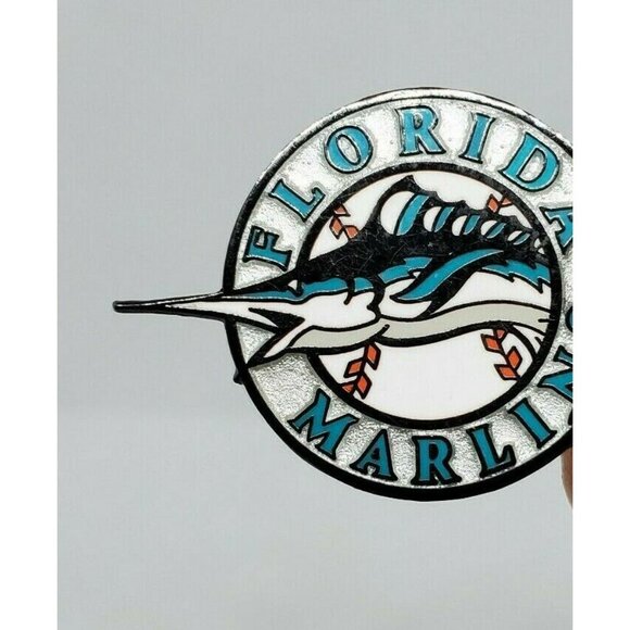 Vintage 1992 Florida Marlins Baseball Marlin Fish Design Button Pin - Picture 7 of 12